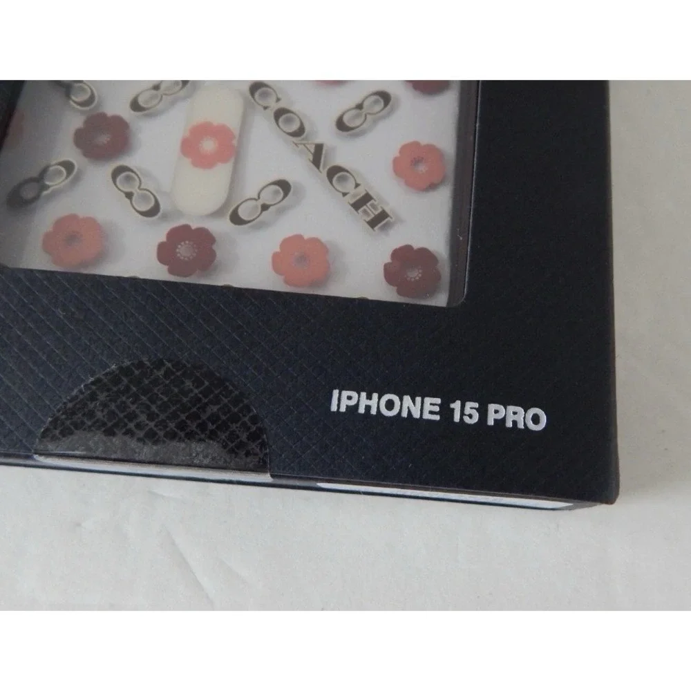 Coach New York Protective Case‎ with Magsafe For iPhone 15 Pro Clear/Multi NWT